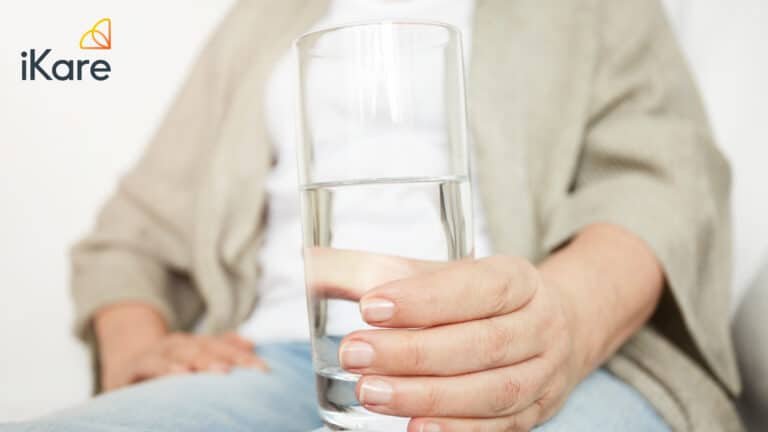 The Importance of Hydration for Seniors: Staying Healthy and Active with Proper Water Intake